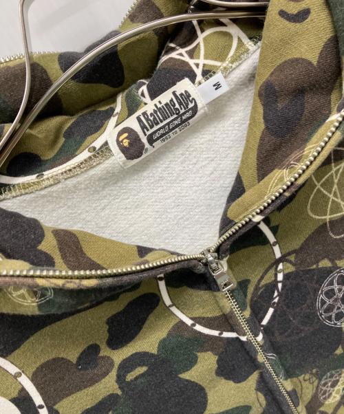A BATHING APE（アベイシングエイプ）A BATHING APE (アベイシングエイプ) FUTURA (フューチュラ) ジップパーカー グリーン サイズ:SIZE Mの古着・服飾アイテム