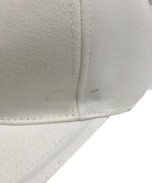 MONCLER（モンクレール）MONCLER (モンクレール) キャップ ホワイトの古着・服飾アイテム