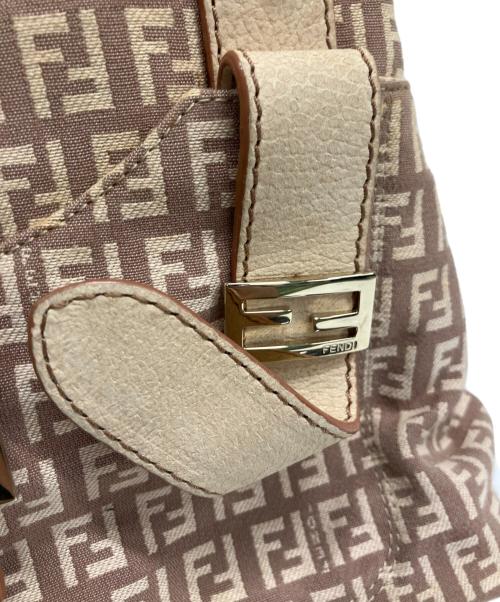 FENDI（フェンディ）FENDI (フェンディ) ショルダーバッグ ベージュ・ブラウンの古着・服飾アイテム