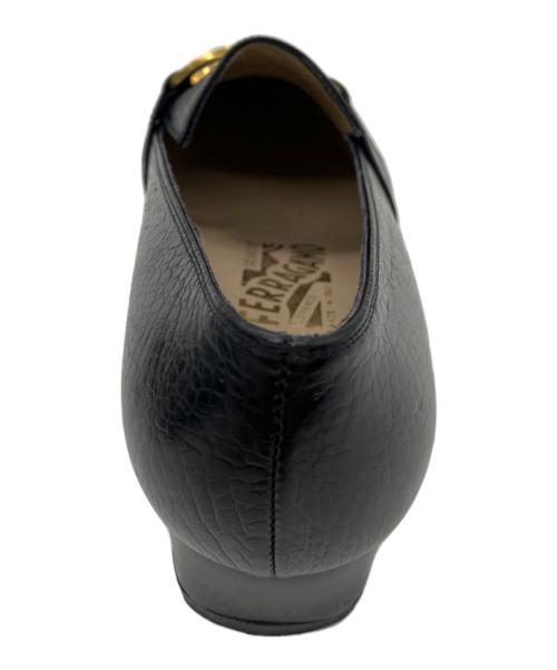 Salvatore Ferragamo（サルヴァトーレ フェラガモ）Salvatore Ferragamo (サルヴァトーレ フェラガモ) パンプス ブラック サイズ:	SIZE 23cmの古着・服飾アイテム