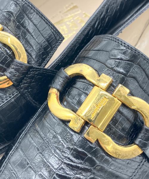Salvatore Ferragamo（サルヴァトーレ フェラガモ）Salvatore Ferragamo (サルヴァトーレ フェラガモ) パンプス ブラック サイズ:	SIZE 23cmの古着・服飾アイテム