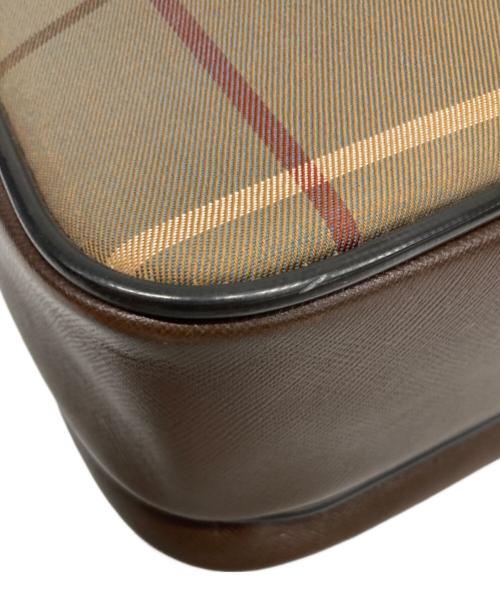 Burberry's（バーバリーズ）Burberry's (バーバリーズ) ショルダーバッグ ブラウンの古着・服飾アイテム