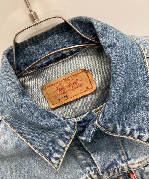 LEVI'S（リーバイス）LEVI'S (リーバイス) デニムジャケット インディゴ サイズ:	SIZE Mの古着・服飾アイテム