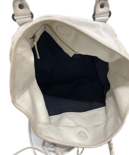 BALENCIAGA（バレンシアガ）BALENCIAGA (バレンシアガ) ザ・サンデートートバッグ ホワイトの古着・服飾アイテム