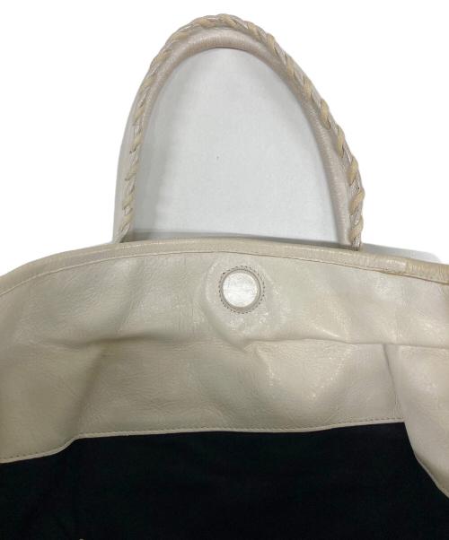 BALENCIAGA（バレンシアガ）BALENCIAGA (バレンシアガ) ザ・サンデートートバッグ ホワイトの古着・服飾アイテム