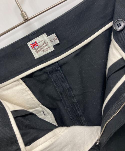 Traditional wears（トラディショナル ウェザーウェア）Traditional wears (トラディショナル ウェザーウェア) タックパンツ ブラック サイズ:SIZE Mの古着・服飾アイテム