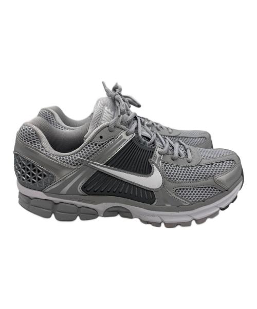 NIKE（ナイキ）NIKE (ナイキ) ローカットスニーカー グレー サイズ:SIZE 28cmの古着・服飾アイテム