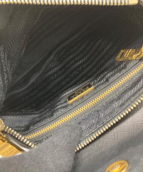PRADA（プラダ）PRADA (プラダ) ショルダーバッグ ブラックの古着・服飾アイテム