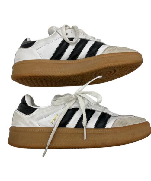 adidas（アディダス）adidas (アディダス) ローカットスニーカー ホワイト×ブラック サイズ:22.5の古着・服飾アイテム