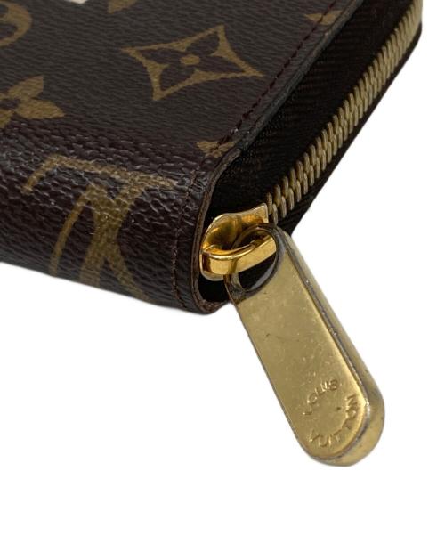 LOUIS VUITTON（ルイ ヴィトン）LOUIS VUITTON (ルイ ヴィトン) ラウンドファスナー財布 ブラウンの古着・服飾アイテム