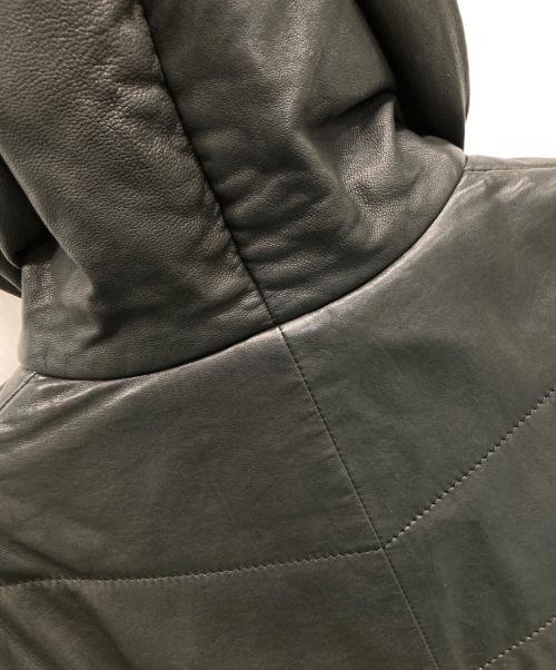 ARMANI COLLEZIONI（アルマーニ コレツィオーニ）ARMANI COLLEZIONI (アルマーニ コレツィオーニ) レザージャケット ブラック サイズ:52の古着・服飾アイテム