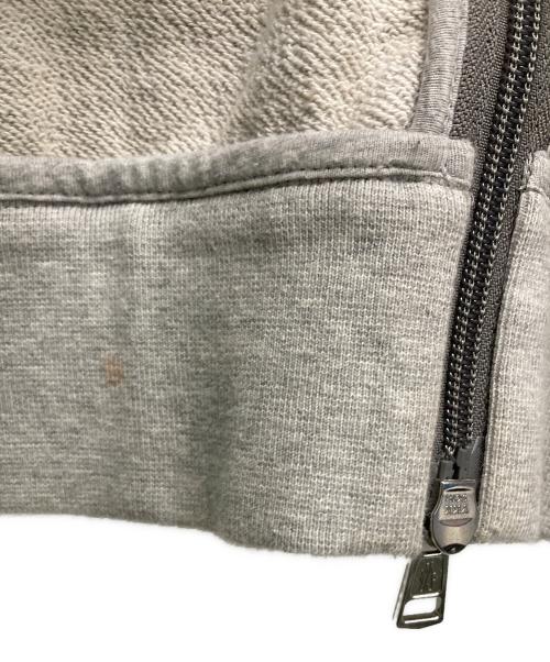 MONCLER（モンクレール）MONCLER (モンクレール) ジップパーカー グレー サイズ:XLの古着・服飾アイテム