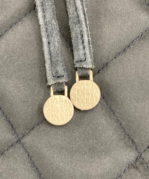 CHANEL（シャネル）CHANEL (シャネル) マトラッセ キルティングサテンロゴナップサック ネイビーの古着・服飾アイテム