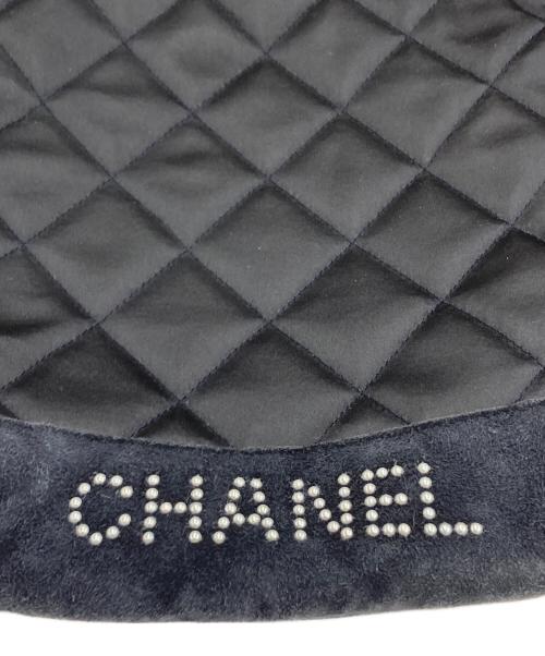 CHANEL（シャネル）CHANEL (シャネル) マトラッセ キルティングサテンロゴナップサック ネイビーの古着・服飾アイテム