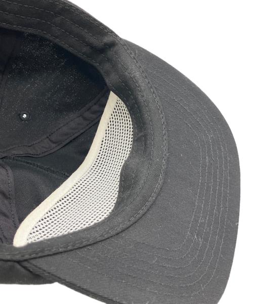 SUPREME（シュプリーム）Supreme (シュプリーム) キャップ ブラックの古着・服飾アイテム