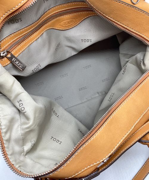 TOD'S（トッズ）TOD'S (トッズ) 2WAYショルダーバッグ オレンジの古着・服飾アイテム