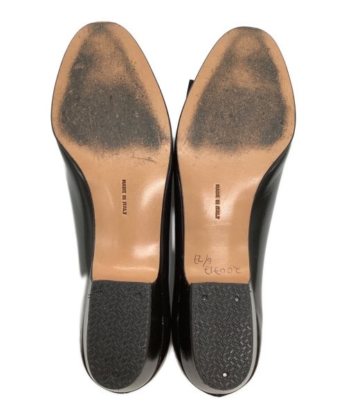 Salvatore Ferragamo（サルヴァトーレ フェラガモ）Salvatore Ferragamo (サルヴァトーレ フェラガモ) パンプス/ヴァラ ブラック×ネイビー サイズ:SIZE:6の古着・服飾アイテム