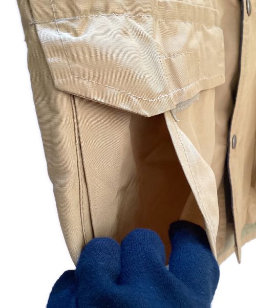 SIERRA DESIGNS（シエラデザインズ）SIERRA DESIGNS (シエラデザインズ) マウンテンパーカー ベージュ サイズ:Lの古着・服飾アイテム