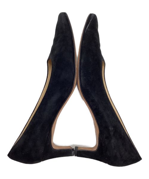 Salvatore Ferragamo（サルヴァトーレ フェラガモ）Salvatore Ferragamo (サルヴァトーレ フェラガモ) スウェードパンプス ブラック サイズ:24cmの古着・服飾アイテム