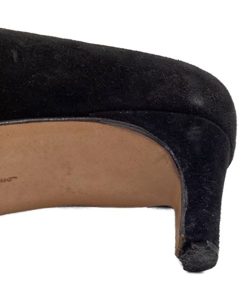 Salvatore Ferragamo（サルヴァトーレ フェラガモ）Salvatore Ferragamo (サルヴァトーレ フェラガモ) スウェードパンプス ブラック サイズ:24cmの古着・服飾アイテム