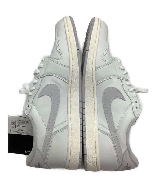 NIKE（ナイキ）NIKE (ナイキ) スニーカー ライトグレー サイズ:31cmの古着・服飾アイテム