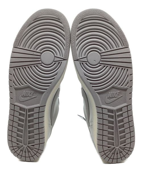 NIKE（ナイキ）NIKE (ナイキ) スニーカー ライトグレー サイズ:31cmの古着・服飾アイテム