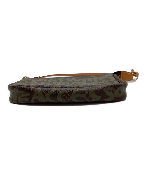LOUIS VUITTON（ルイ ヴィトン）LOUIS VUITTON (ルイ ヴィトン)  ポシェット アクセソワール/モノグラム・グラフティ ブラウン×グリーンの古着・服飾アイテム