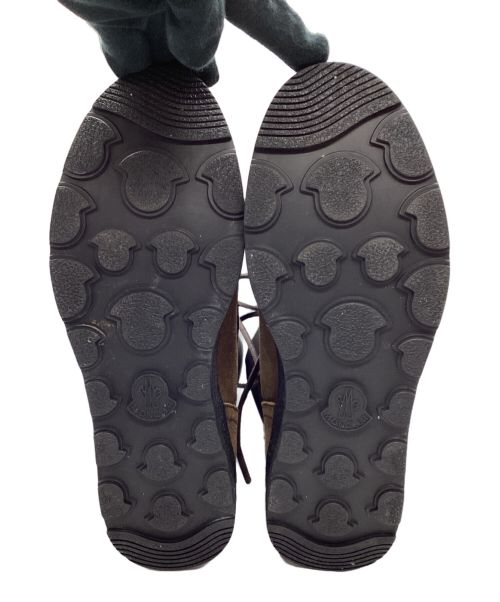 MONCLER（モンクレール）MONCLER (モンクレール) ダウンブーツ カーキ×ブラック サイズ:25cmの古着・服飾アイテム