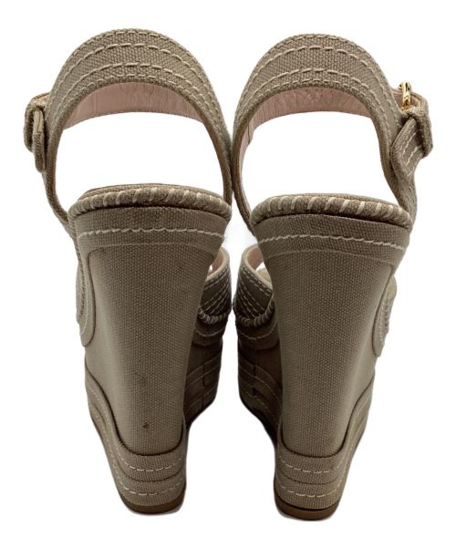 MIU MIU（ミュウミュウ）MIU MIU (ミュウミュウ) MIU MIU コットン ウェッジソール オープントゥサンダル ベージュ サイズ:23cmの古着・服飾アイテム