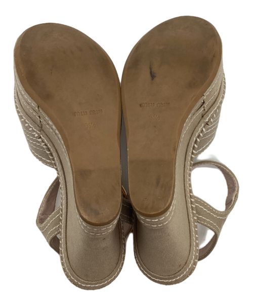 MIU MIU（ミュウミュウ）MIU MIU (ミュウミュウ) MIU MIU コットン ウェッジソール オープントゥサンダル ベージュ サイズ:23cmの古着・服飾アイテム