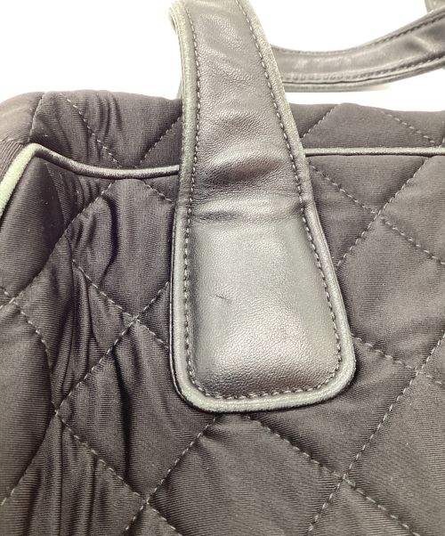 PRADA（プラダ）PRADA (プラダ) キルティングハンドバッグ ブラックの古着・服飾アイテム