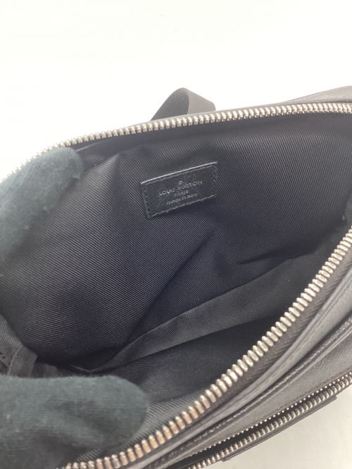LOUIS VUITTON（ルイ ヴィトン）LOUIS VUITTON (ルイ ヴィトン) ウエストバッグ ブラックの古着・服飾アイテム