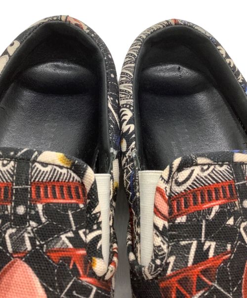 DSQUARED2（ディースクエアード）DSQUARED2 (ディースクエアード) スリッポン ブラック×レッド サイズ:40の古着・服飾アイテム