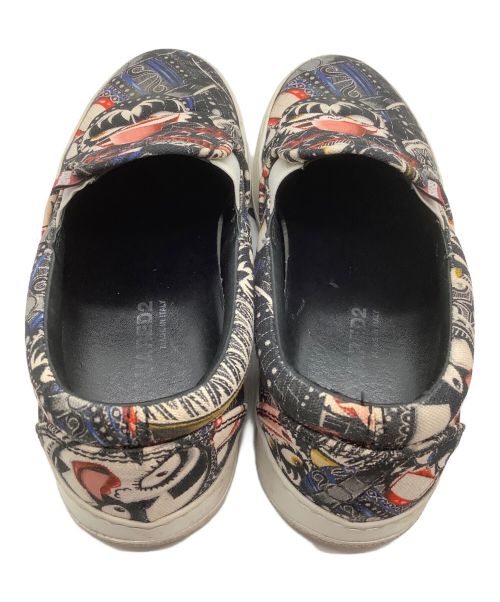 DSQUARED2（ディースクエアード）DSQUARED2 (ディースクエアード) スリッポン ブラック×レッド サイズ:40の古着・服飾アイテム