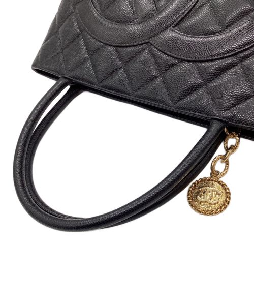 CHANEL（シャネル）CHANEL (シャネル) ハンドバッグ/マトラッセ ブラックの古着・服飾アイテム
