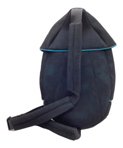 PLEATS PLEASE（プリーツプリーズ）PLEATS PLEASE (プリーツプリーズ) ショルダーバッグ ブラックの古着・服飾アイテム