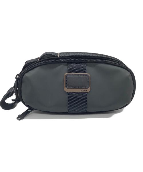 TUMI（トゥミ）TUMI (トゥミ) ショルダーポーチ グレーの古着・服飾アイテム