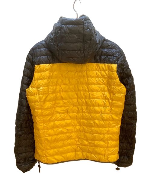 DUVETICA（デュベティカ）DUVETICA (デュベティカ) リバーシブルダウンジャケット ブラック×イエロー サイズ:46の古着・服飾アイテム