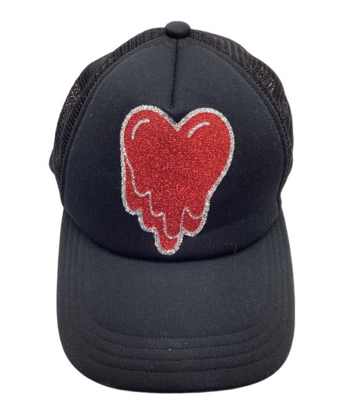 EMOTIONALLY UNAVAILABLE（エモーショナリー・アンアベイラブル）EMOTIONALLY UNAVAILABLE (エモーショナリー・アンアベイラブル) メッシュキャップ ブラック×レッドの古着・服飾アイテム