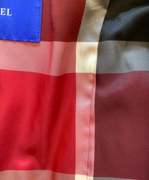 BLUE LABEL CRESTBRIDGE（ブルーレーベルクレストブリッジ）BLUE LABEL CRESTBRIDGE (ブルーレーベルクレストブリッジ) ダウンコート ブラウン サイズ:38の古着・服飾アイテム