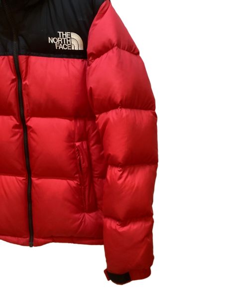 THE NORTH FACE（ザ ノース フェイス）THE NORTH FACE (ザ ノース フェイス) ヌプシジャケット レッド×ブラック サイズ:Mの古着・服飾アイテム