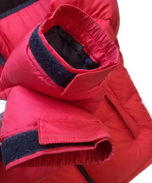 THE NORTH FACE（ザ ノース フェイス）THE NORTH FACE (ザ ノース フェイス) ヌプシジャケット レッド×ブラック サイズ:Mの古着・服飾アイテム