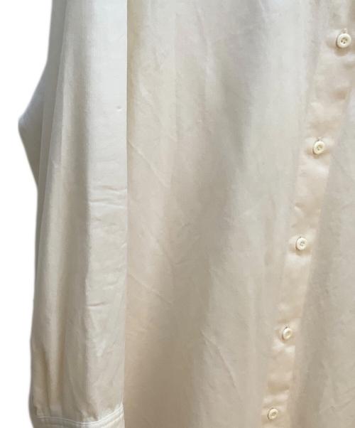 CABAN（キャバン）CABAN (キャバン) ウールツイルハイネックロングシャツ アイボリー サイズ:Ｓの古着・服飾アイテム