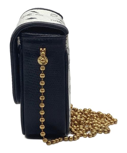 MCM（エムシーエム）MCM (エムシーエム) チェーンショルダーバッグ ホワイトの古着・服飾アイテム