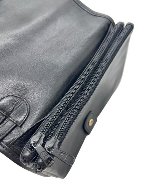 LOEWE（ロエベ）LOEWE (ロエベ) クラッチバッグ ブラックの古着・服飾アイテム