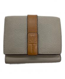 LOEWE（ロエベ）の古着「トライフォールドウォレット」｜ピンクベージュ