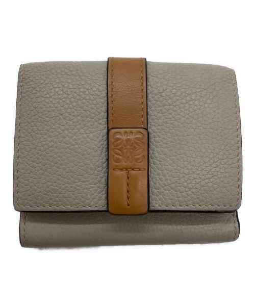 LOEWE（ロエベ）LOEWE (ロエベ) トライフォールドウォレット ピンクベージュの古着・服飾アイテム