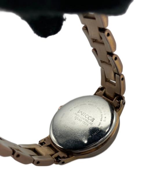 CITIZEN（シチズン）CITIZEN (シチズン) 腕時計 ホワイト×ゴールドの古着・服飾アイテム