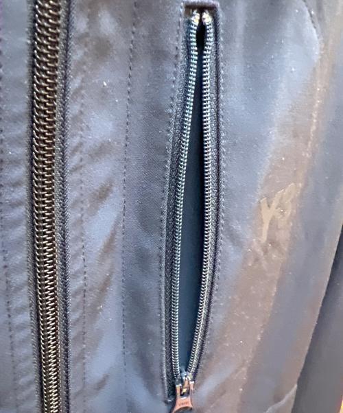 Y-3（ワイスリー）Y-3 (ワイスリー) ジップパーカー ネイビー サイズ:Mの古着・服飾アイテム
