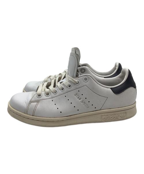 adidas（アディダス）adidas (アディダス) スニーカー ホワイト サイズ:24.5の古着・服飾アイテム